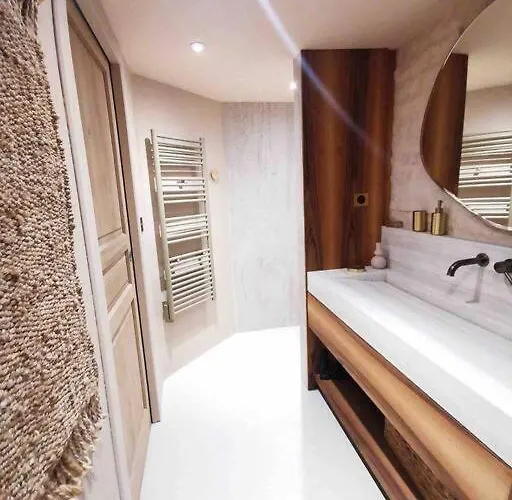 Daire Le Toit Des Hospices : Hypercentre/vue/clim Beaune (Cote d'Or)